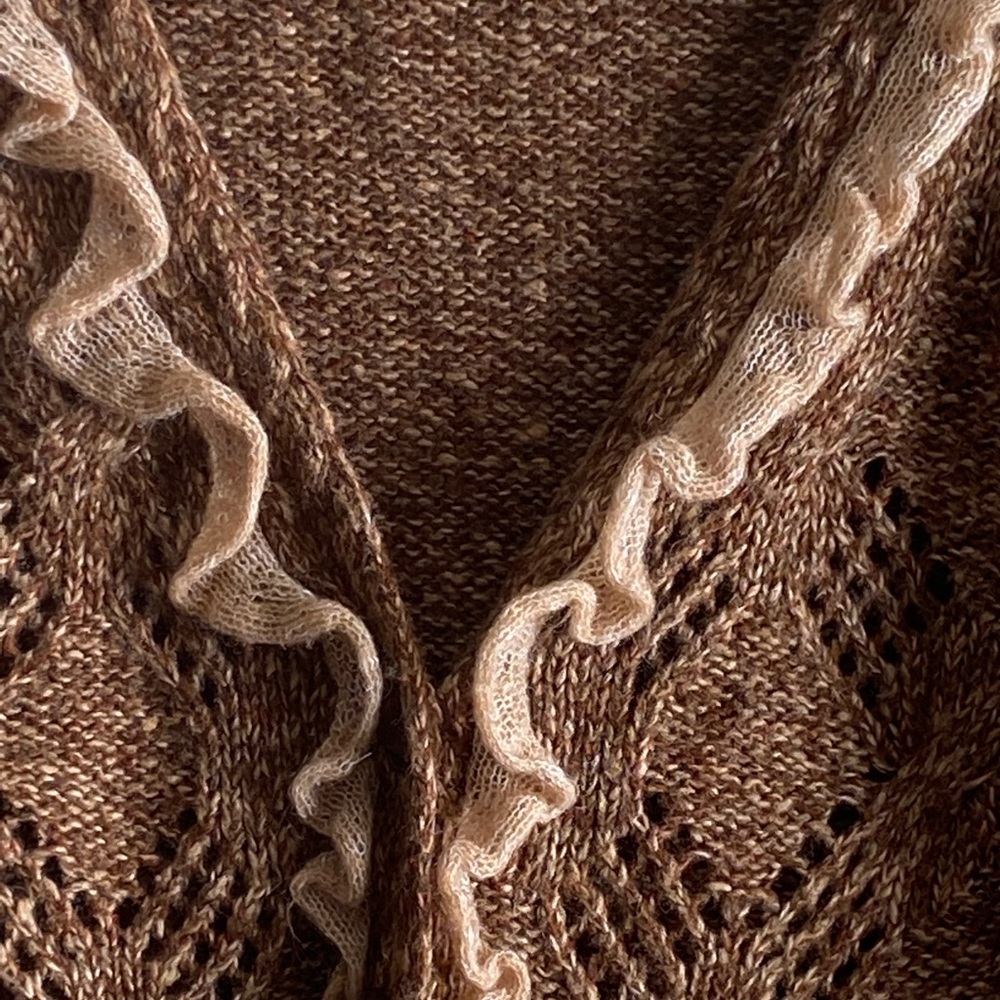BKE Ruffled Knit Cardigan Size Medium - Picture 2 of 5